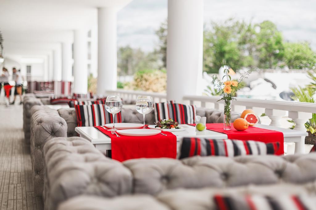 Hotel White House Brg Koblevo Dış mekan fotoğraf