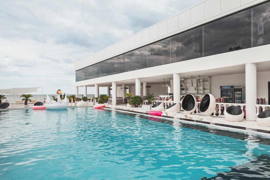 Hotel White House Brg Koblevo Dış mekan fotoğraf