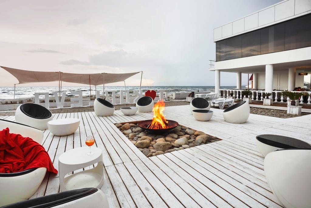 Hotel White House Brg Koblevo Dış mekan fotoğraf