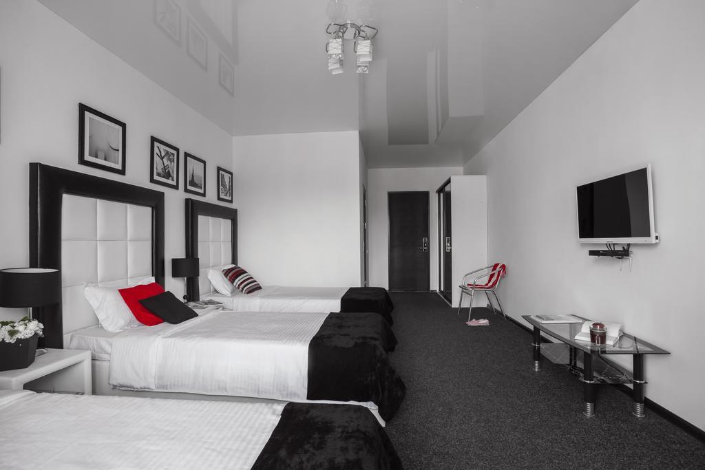 Hotel White House Brg Koblevo Dış mekan fotoğraf