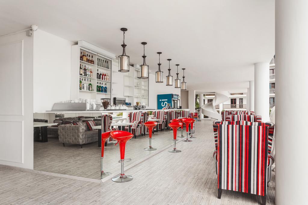 Hotel White House Brg Koblevo Dış mekan fotoğraf