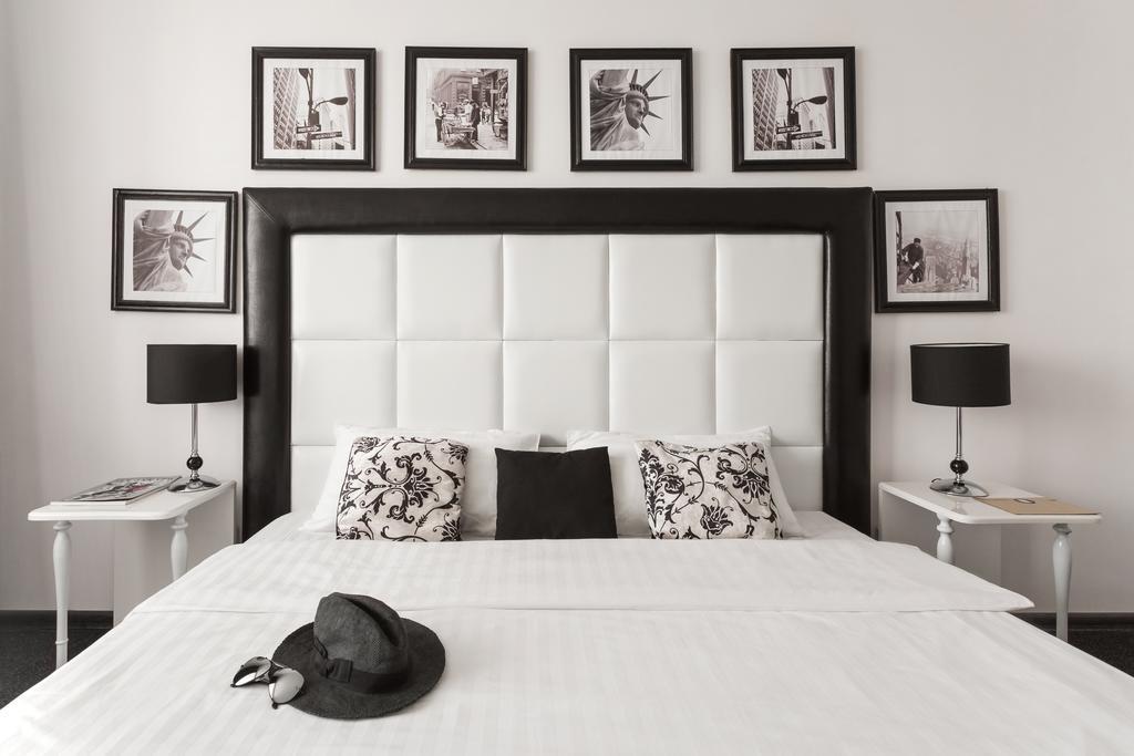 Hotel White House Brg Koblevo Dış mekan fotoğraf